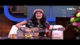 Video Music Sarah Sechan - Sheryl Sheinafia belajar gitar dari satpamnya Terbaik