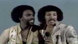 Free Video Music Commodores - Sail On