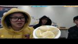 Download Video 161216 Baekhyun eating lemon @  SM Super Celeb League Gratis - zLagu.Net