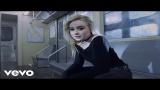 Video Lagu Sabrina Carpenter - Thumbs (Official Video) Terbaru di zLagu.Net
