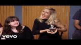 Download Vidio Lagu Ellie Goulding - #VevoCertified: Award Presentation Terbaik di zLagu.Net