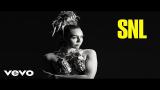 Music Video Miley Cyrus - Twinkle Song (Live from SNL) Gratis di zLagu.Net