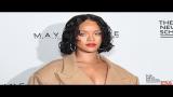 Download Video Lagu Rihanna Spotted Making Out With New Man & The Internet Can't Handle It baru