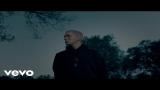 Video Musik Eminem - Survival (Explicit)
