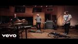 Download Video Lagu R5 - Easy Love (Studio Session) (VEVO LIFT) - zLagu.Net