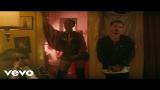 Lagu Video J Balvin - Safari ft. Pharrell Williams, BIA, Sky Gratis di zLagu.Net