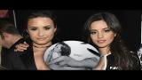 Download Video Demi Lovato SLAMS Lovatic Fan Art - Camila Cabello Shades Demi? Music Terbaru