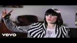 Video Lagu Music Jessie J - Performing Acoustic: Interview, Pt. 5 (VEVO LIFT)