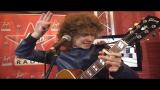 Video Musik Francesco Yates performs Kiss [Acoustic] di zLagu.Net