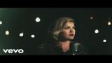 Video Lagu Music Kelly Clarkson - Wrapped in Red Gratis di zLagu.Net