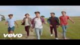 Video Musik One Direction - Live While We're Young