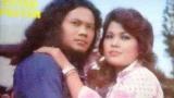 Video Musik Elvy Sukaesih Ft. Rhoma Irama - Kumpulan Duet Romantis Dangdut Lawas - Tembang Kenangan Terpopuler Terbaru