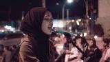 Download Video Lagu Menjadi Seperti Yang Kau Minta - Mitty Live Cover Tugu Yogyakarta ( Chrisye )