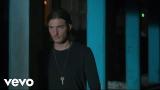 Video Musik Alesso - Heroes (We Could Be) (Official ic eo) ft. Tove Lo Terbaru di zLagu.Net