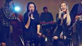 Video Lagu Music 'Hosanna' Hillsong United Cover - Nikkiphillippi & Maddy McQ