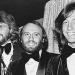 Download musik Bee Gees - Staying Alive (myhell live) baru