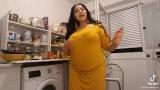 Free Video Music Chubby Arab mom show her ass and transparent dress Terbaik